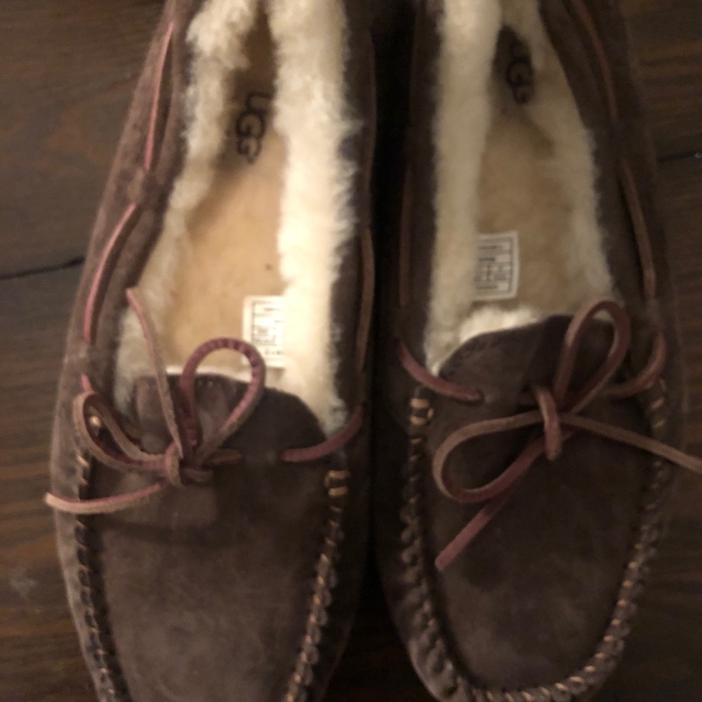 Women’s Ugg house shoes